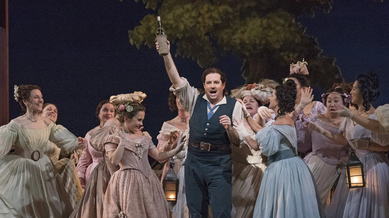 Donizetti: L'Elisir d'Amore - 剧照