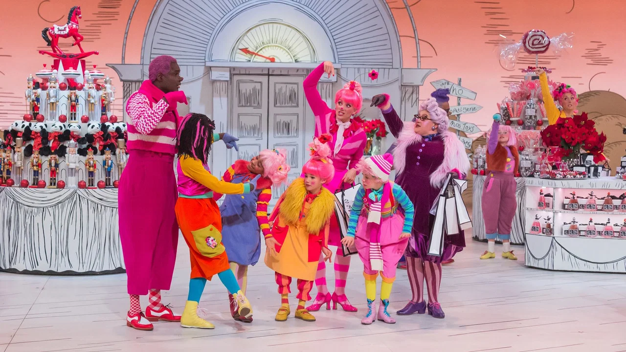 Dr. Seuss' The Grinch Musical - 剧照