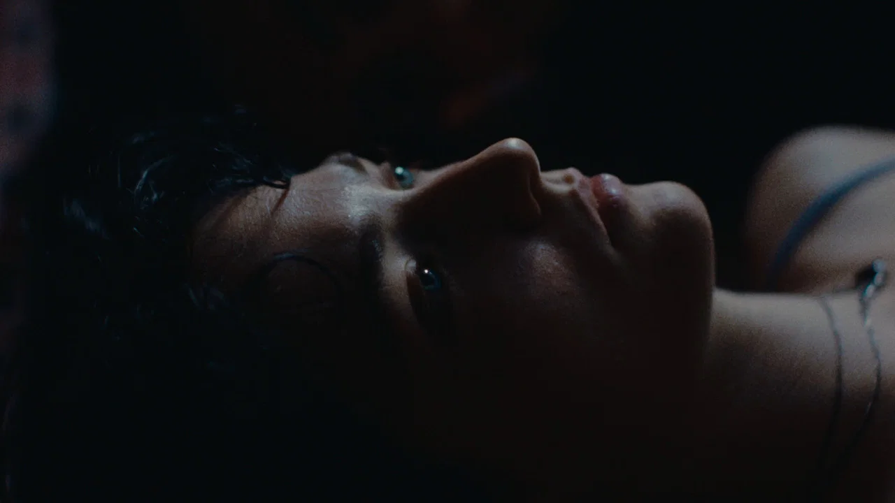 Wes and Kyra - 剧照