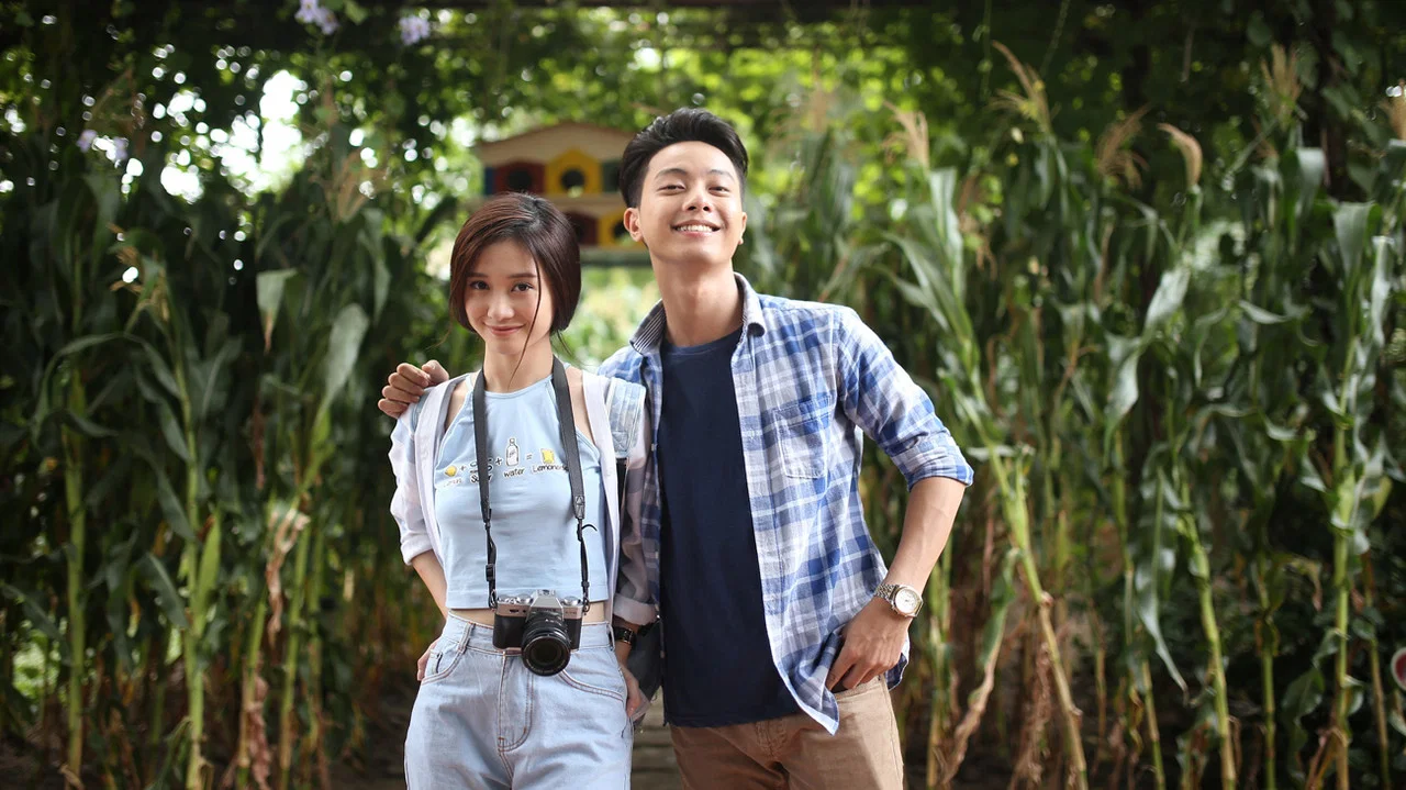 Cho Em Gần Anh Th&ecirc;m Ch&uacute;t Nữa - 剧照
