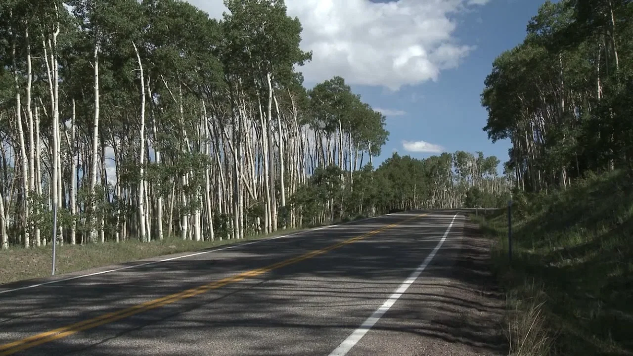 small roads - 剧照