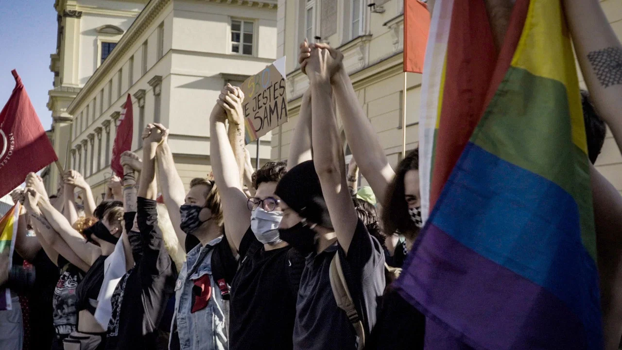 Und jetzt wir! - Eine Generation schl&auml;gt Alarm - 剧照