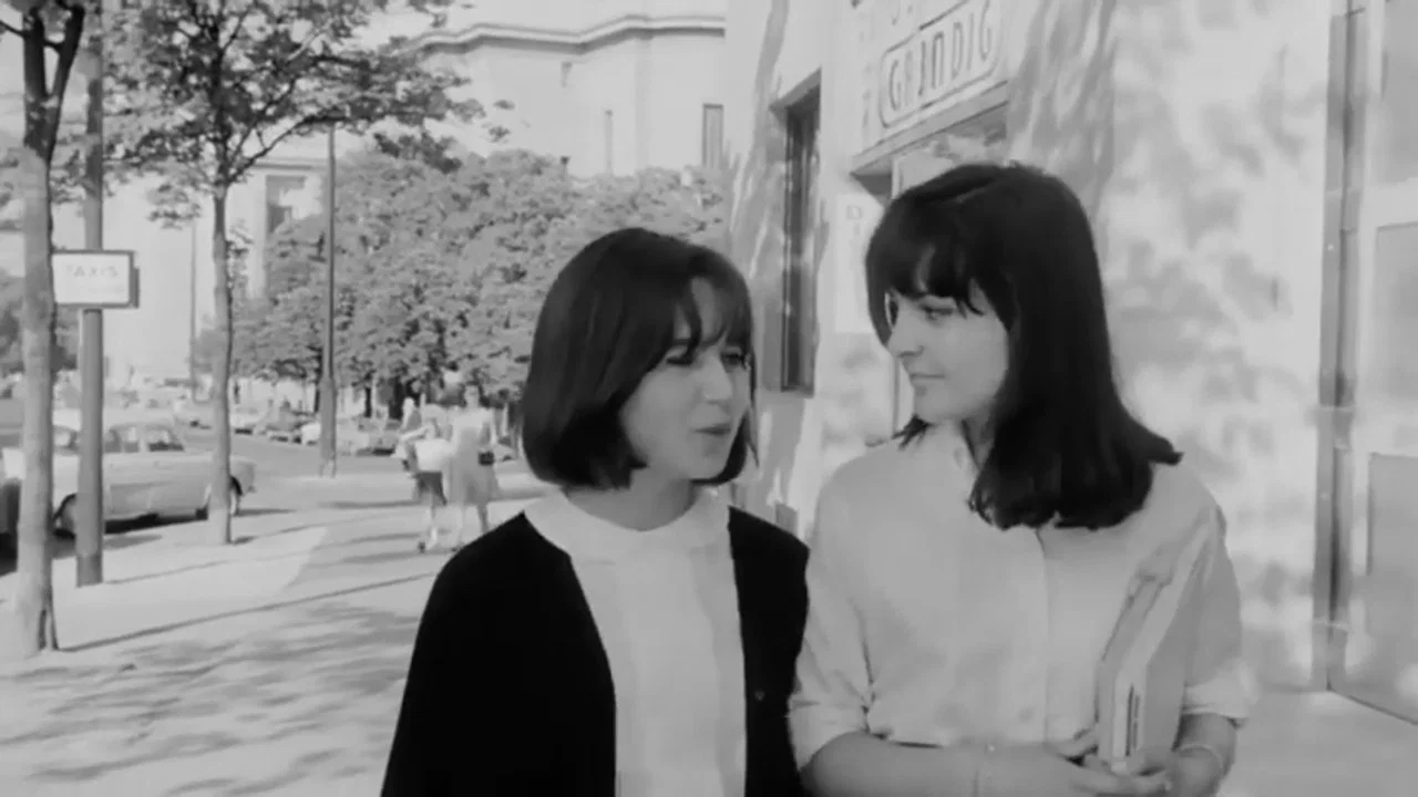Les Veuves de quinze ans - 剧照