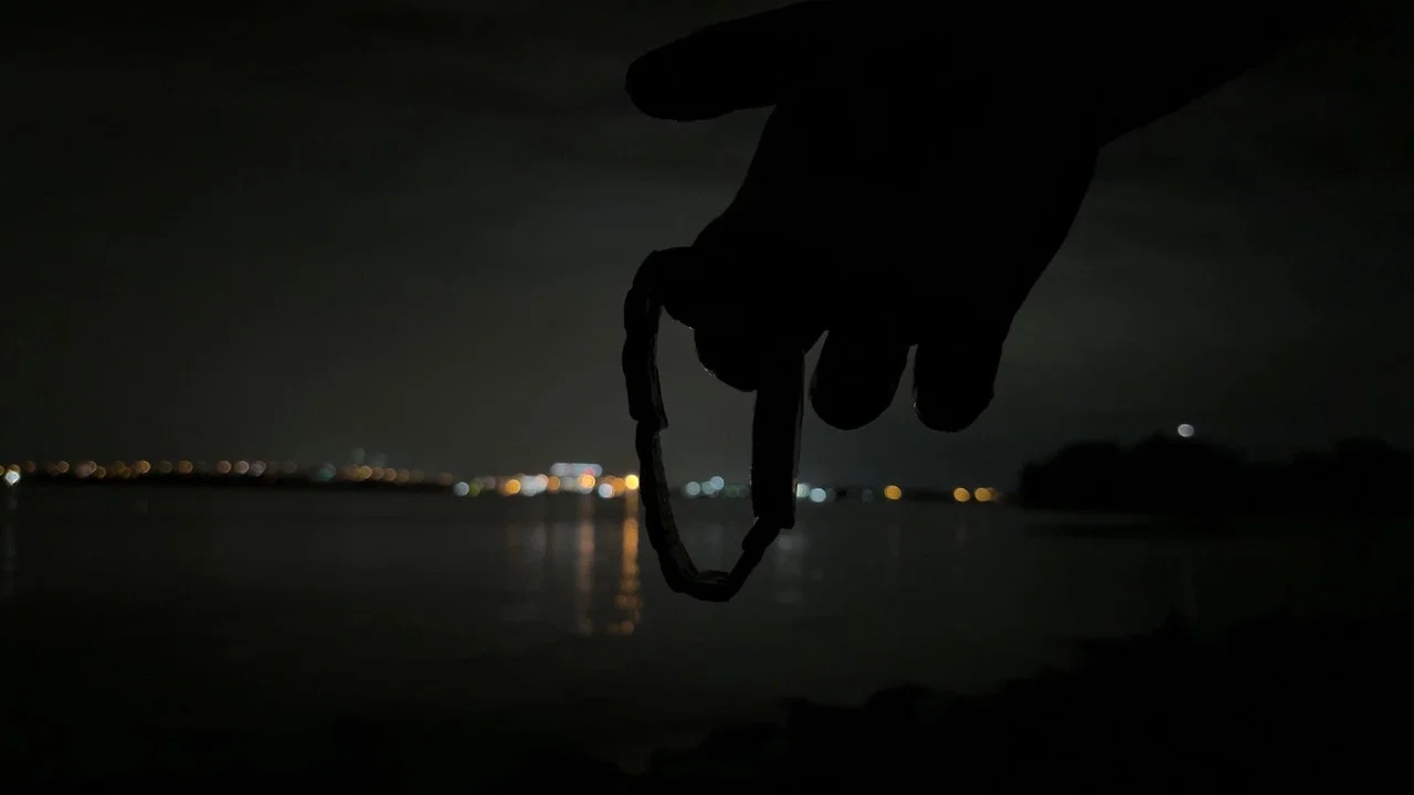 No Love, Deep Web - 剧照