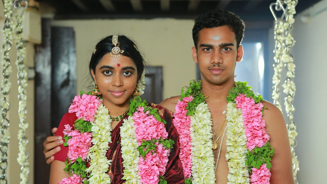 ஹவுஸ் ஓனர் - 剧照