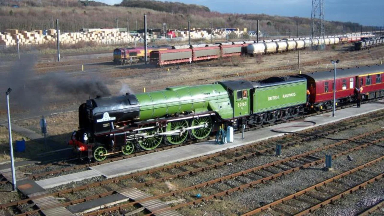 Tornado The 100mph Steam Engine - 剧照