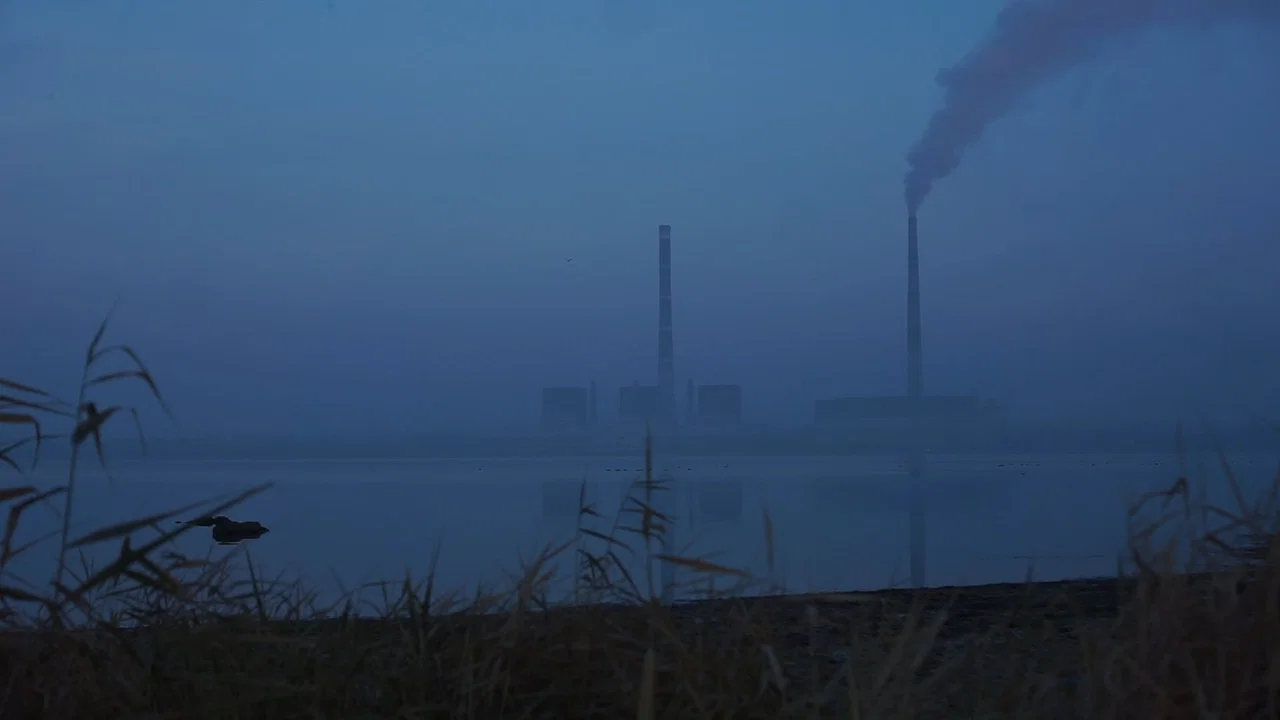 Світлода́рськ - 剧照