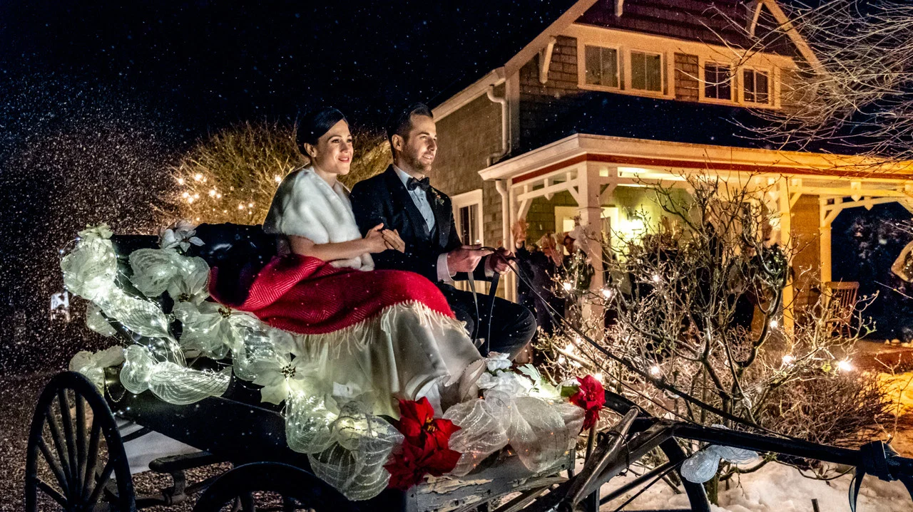 Marrying Father Christmas - 剧照