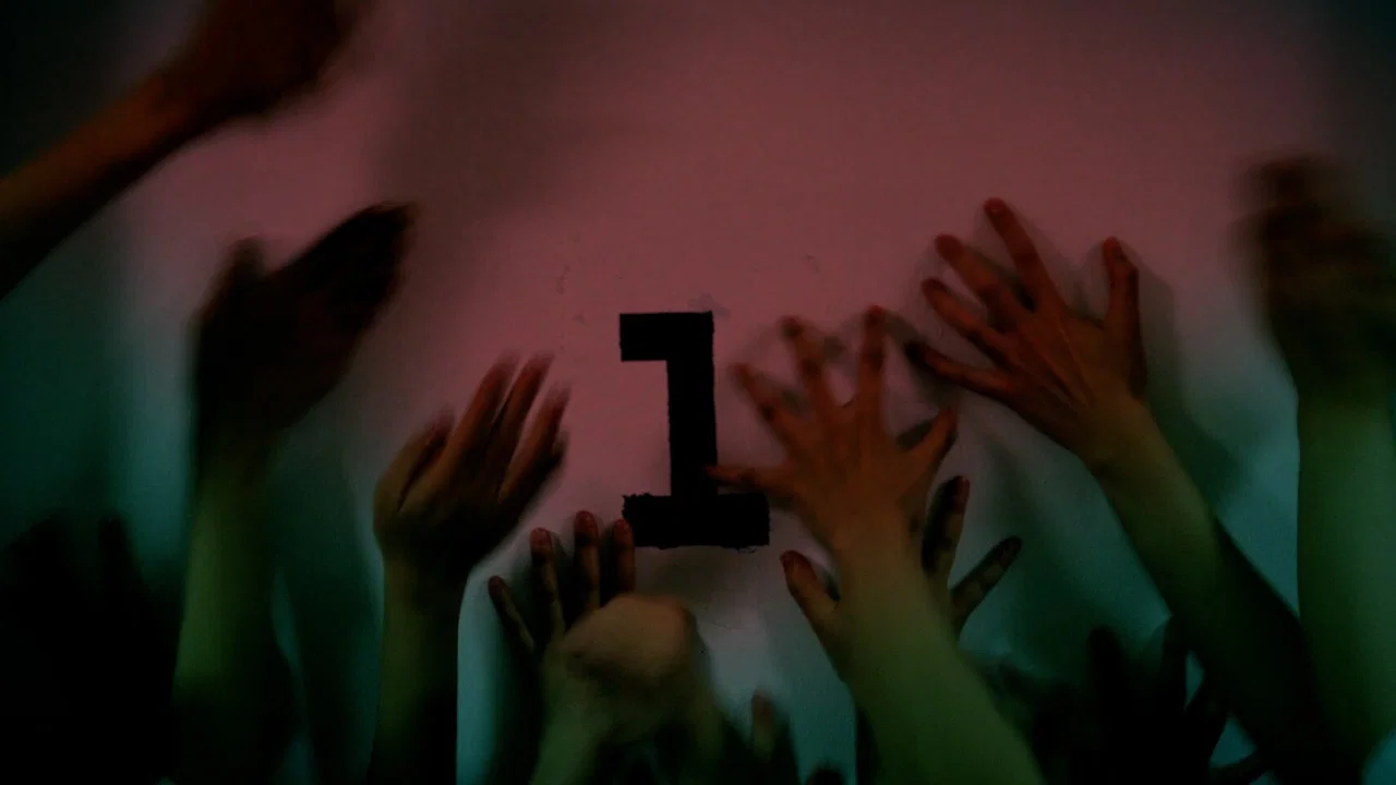 One at a time - 剧照