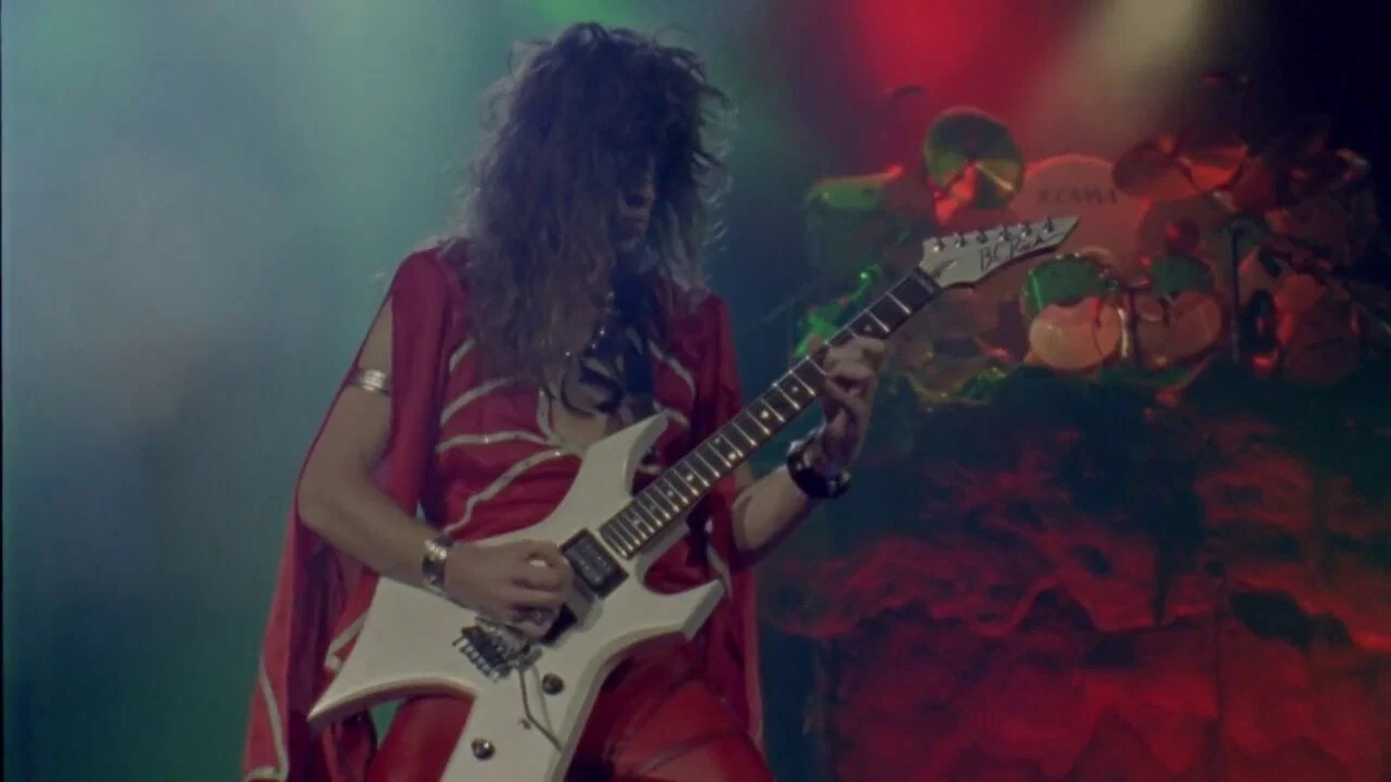 Dio | Finding the Sacred Heart - 剧照