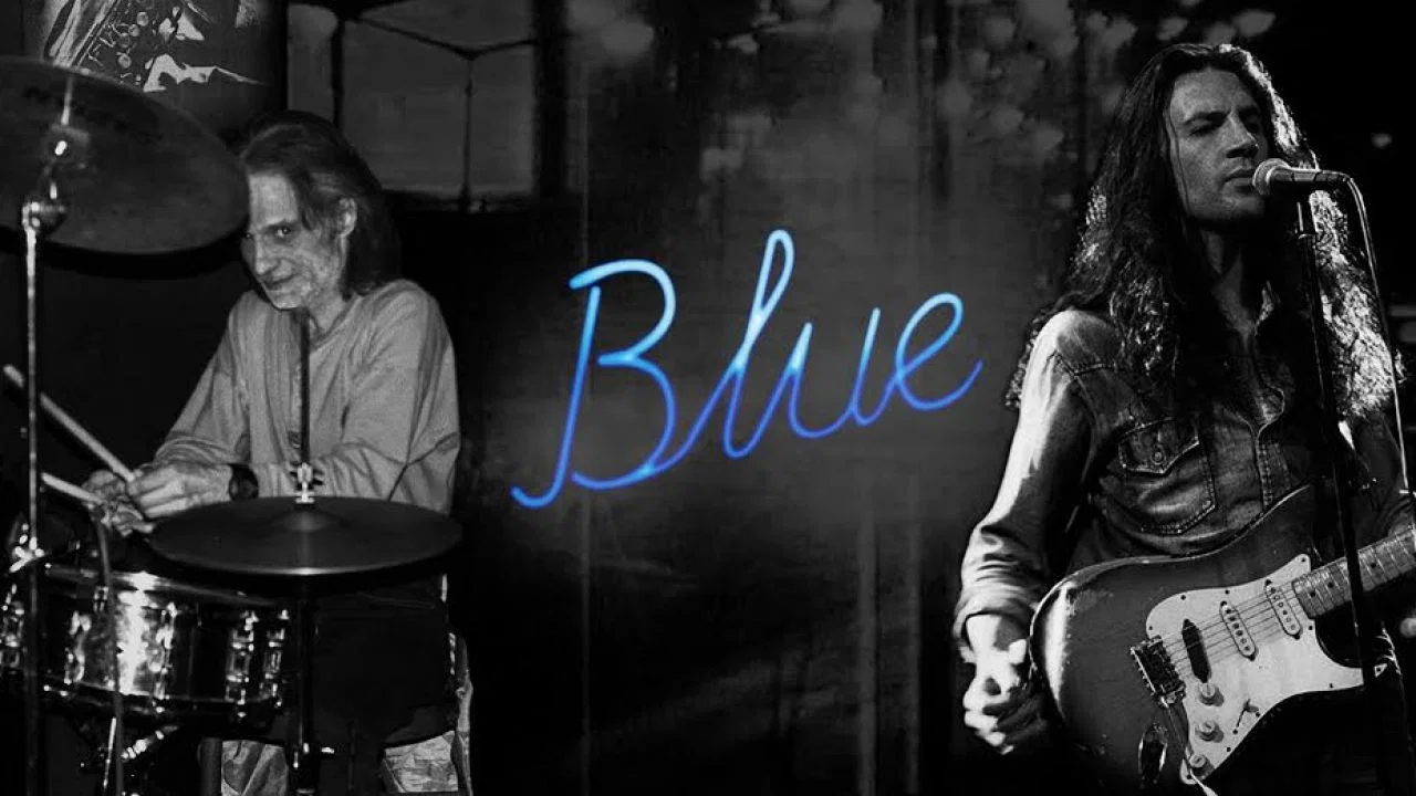 Blue - 剧照