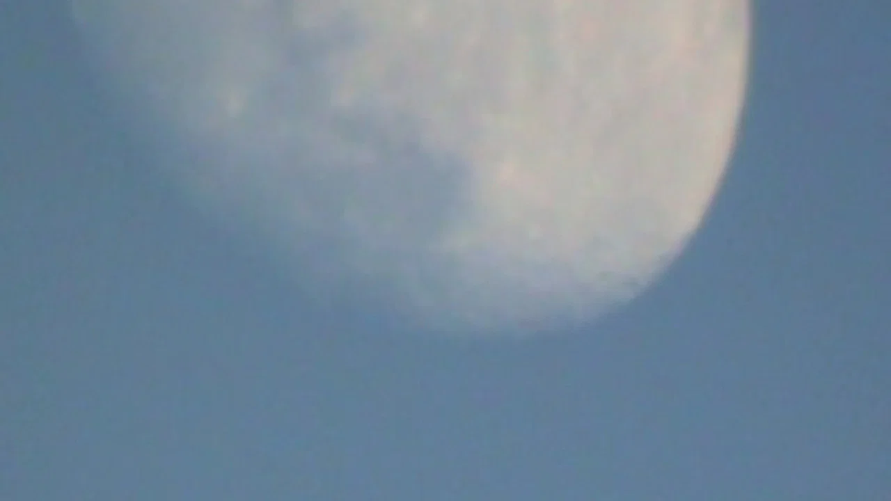 Moonwalk - 剧照