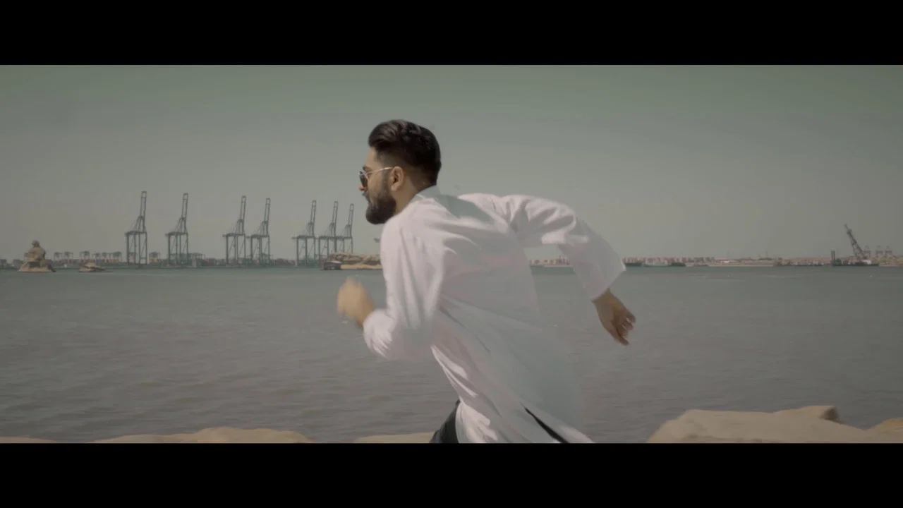 Baba Jee - 剧照