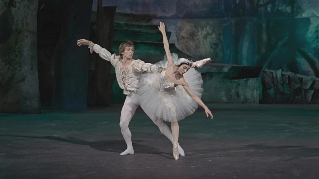 Swan Lake - 剧照