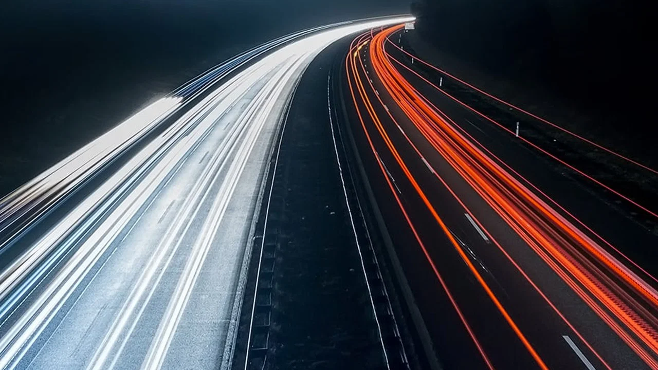 APEX: The Secret Race Across America - 剧照