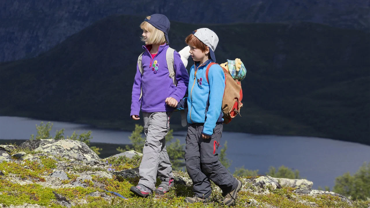 Karsten og Petra ut p&aring; tur - 剧照