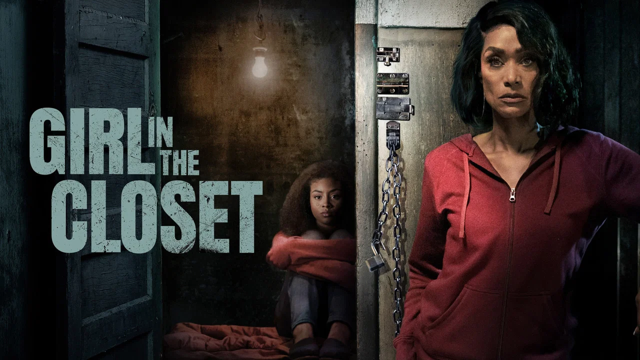 Girl in the Closet - 剧照