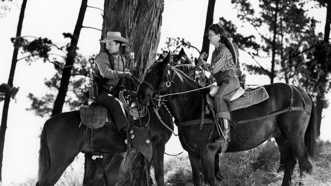 Cyclone on Horseback - 剧照