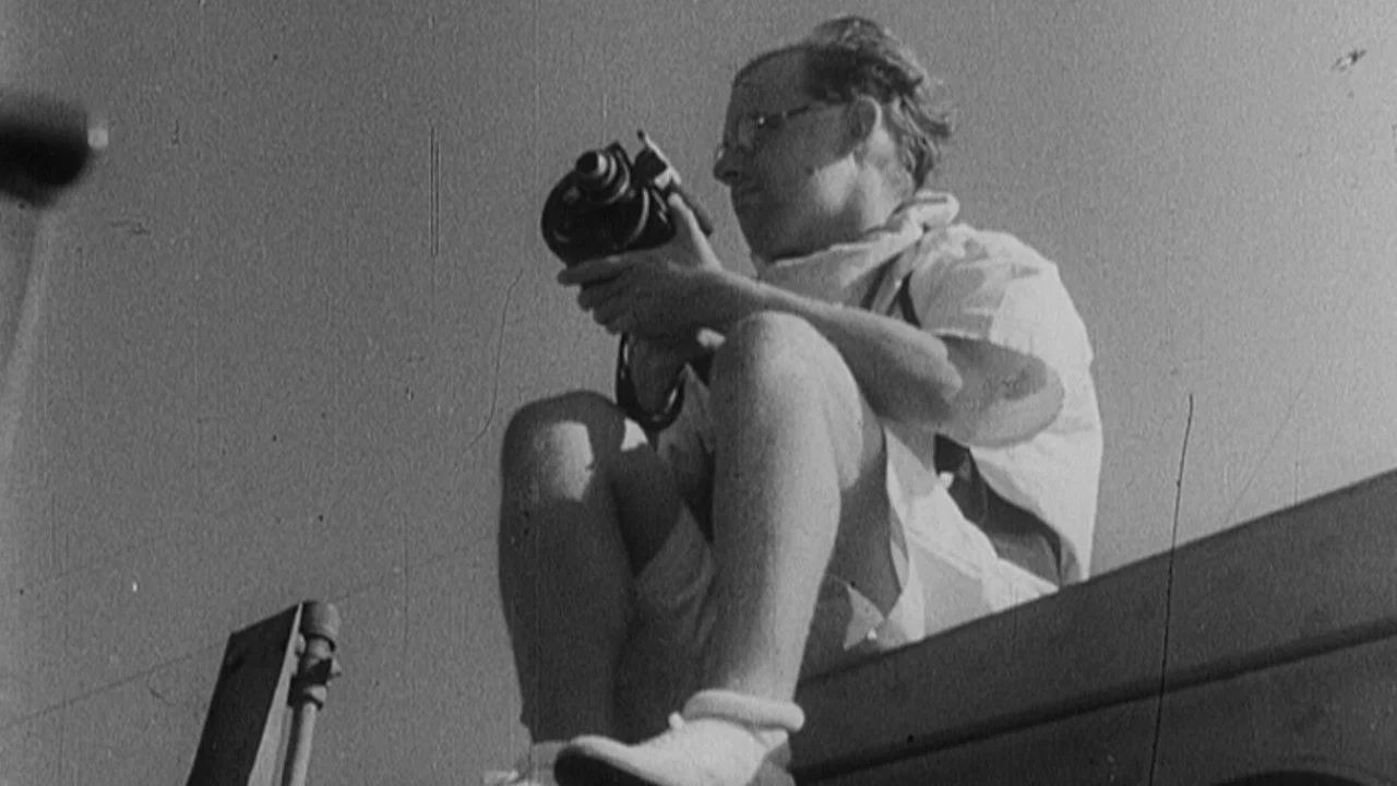 Cameramen at War - 剧照