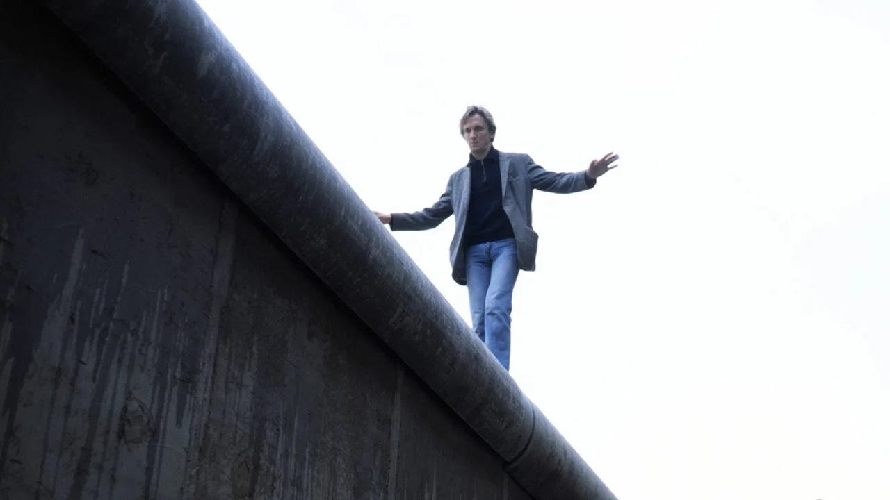 Der Mann auf der Mauer - 剧照