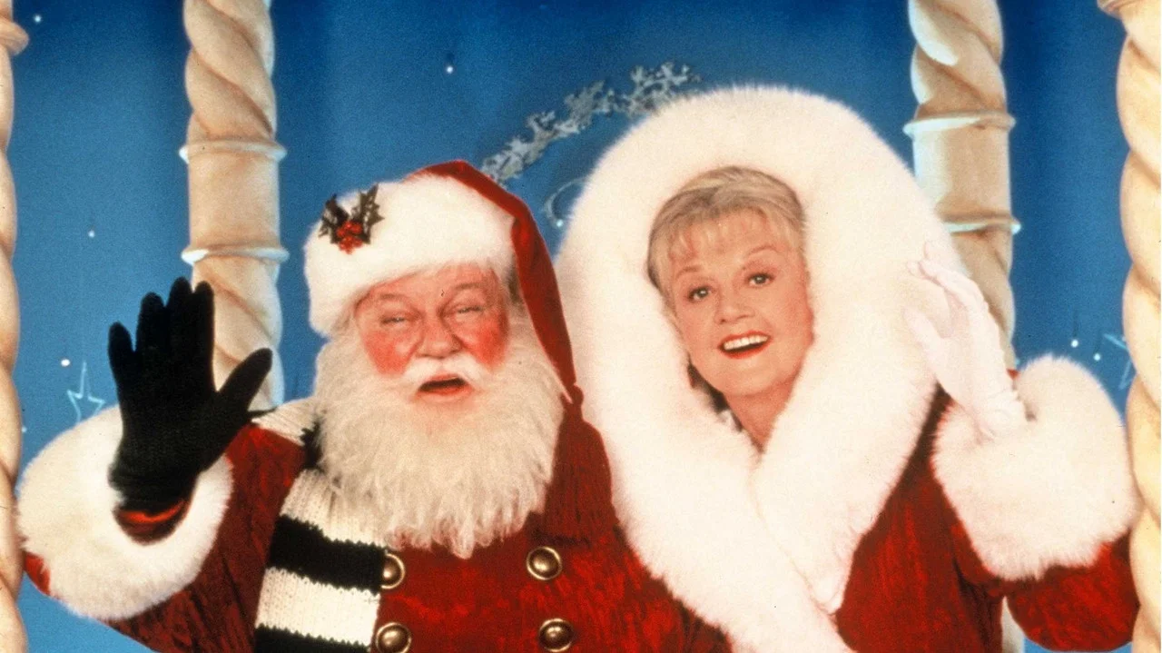 Mrs. Santa Claus - 剧照