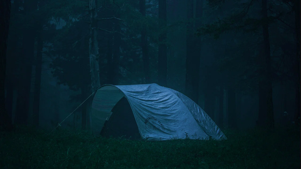 By Yourself - 剧照
