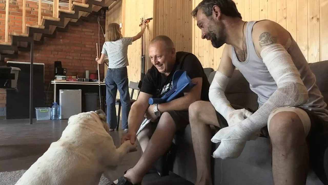 犬与战争：我的乌克兰见闻 - 剧照