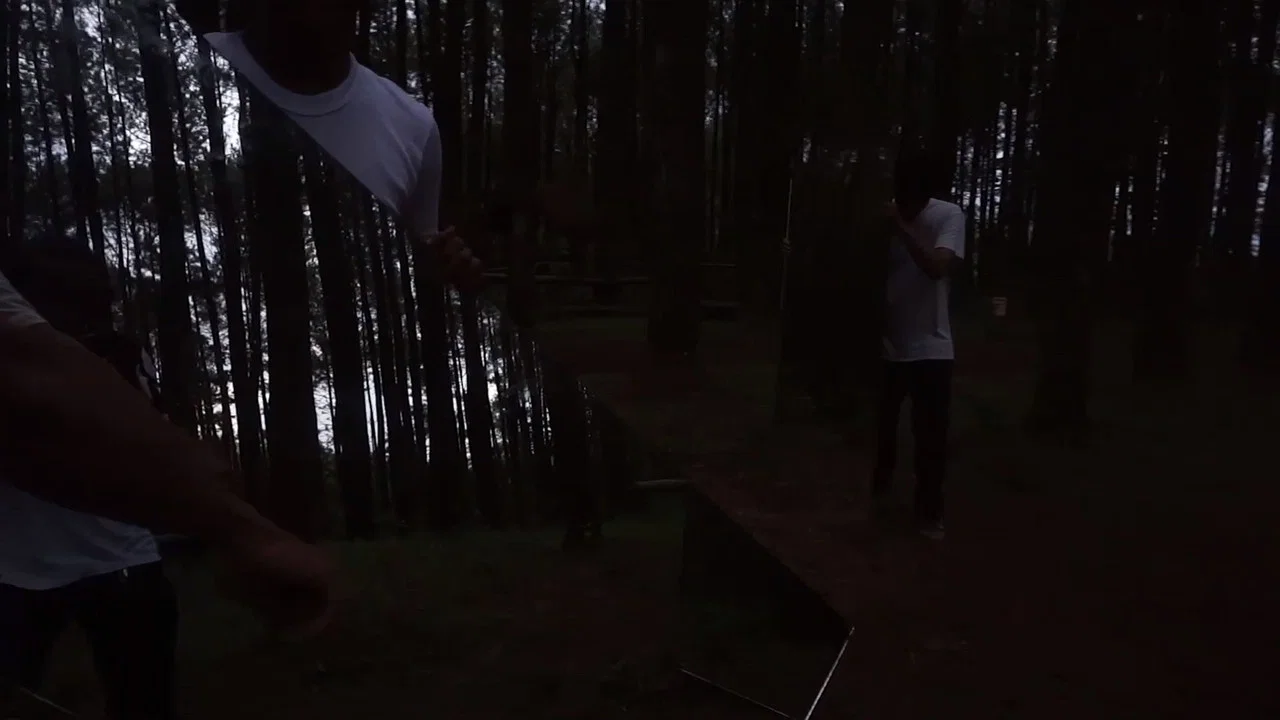 In The Pines - 剧照