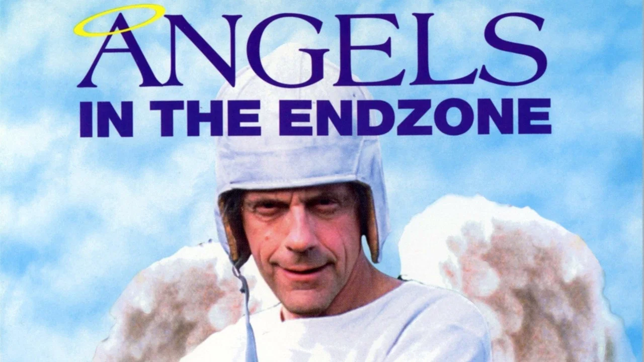 Angels in the Endzone - 剧照