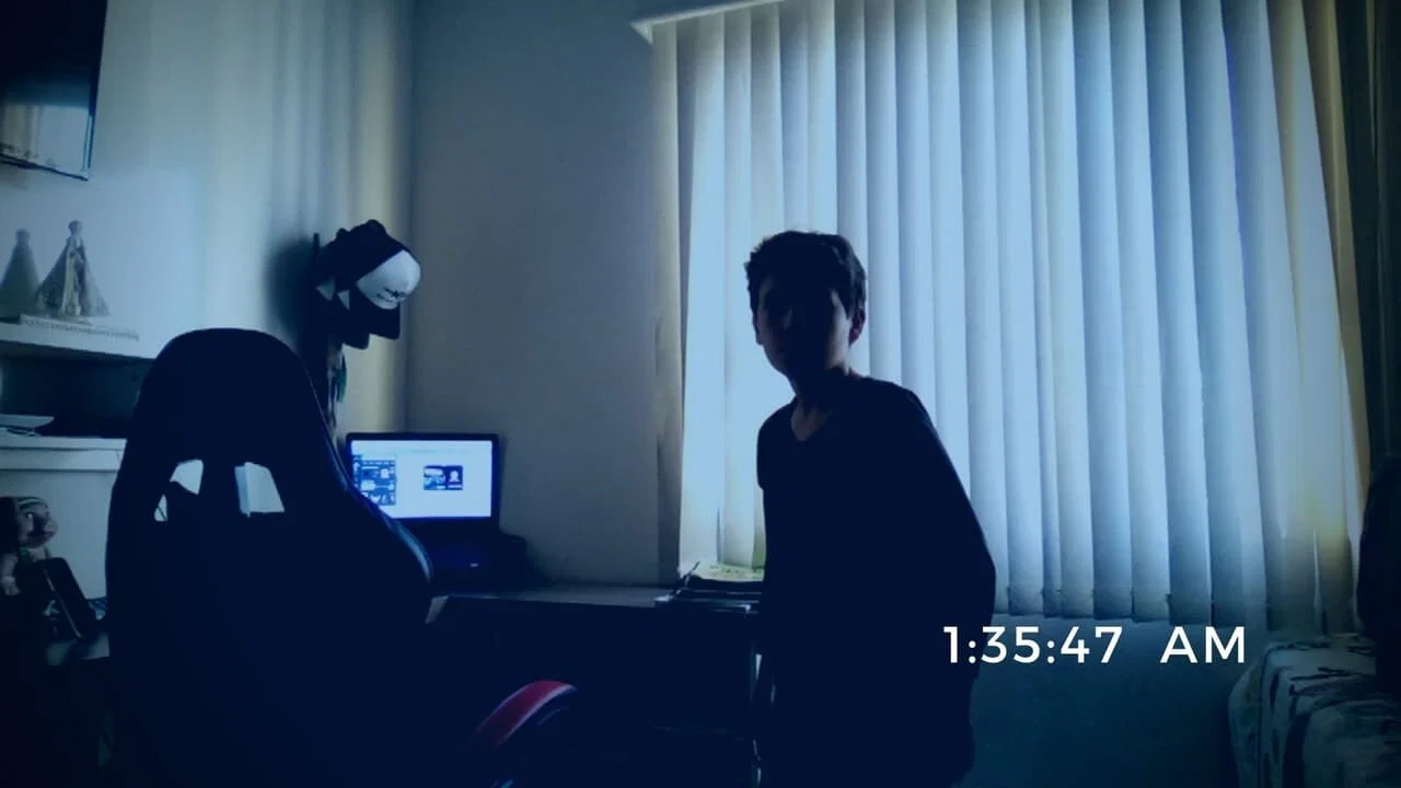 Atividade Paranormal: Universo Alternativo - 剧照