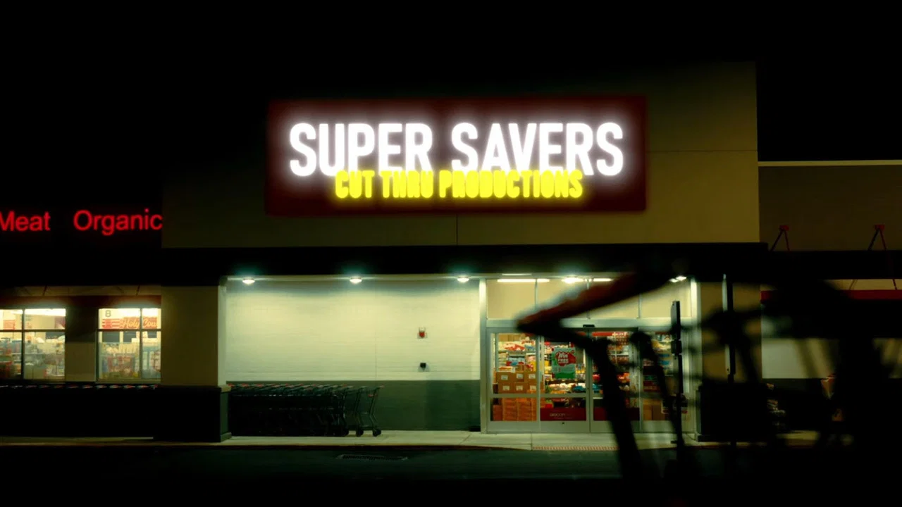 Super Savers - 剧照