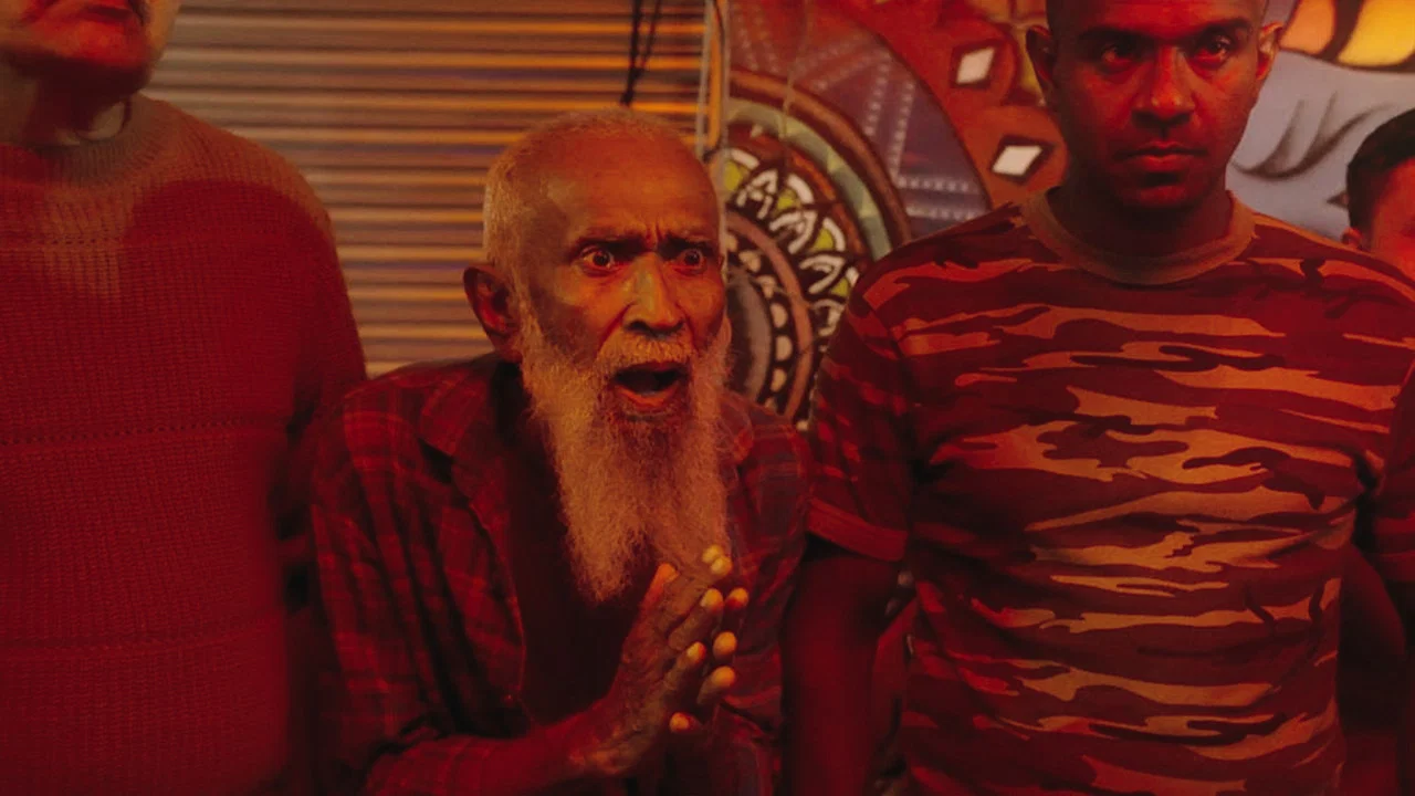 මෝඩ තරිඳු - 剧照