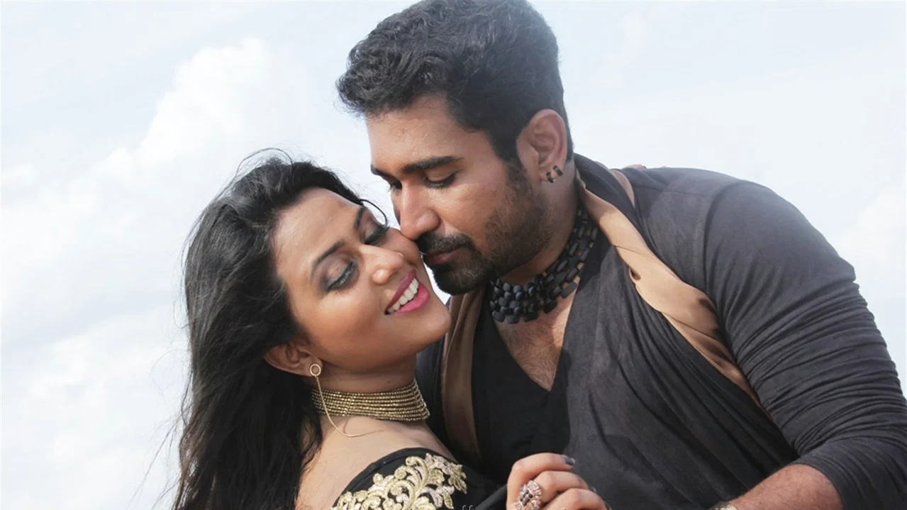 அண்ணாதுரை - 剧照