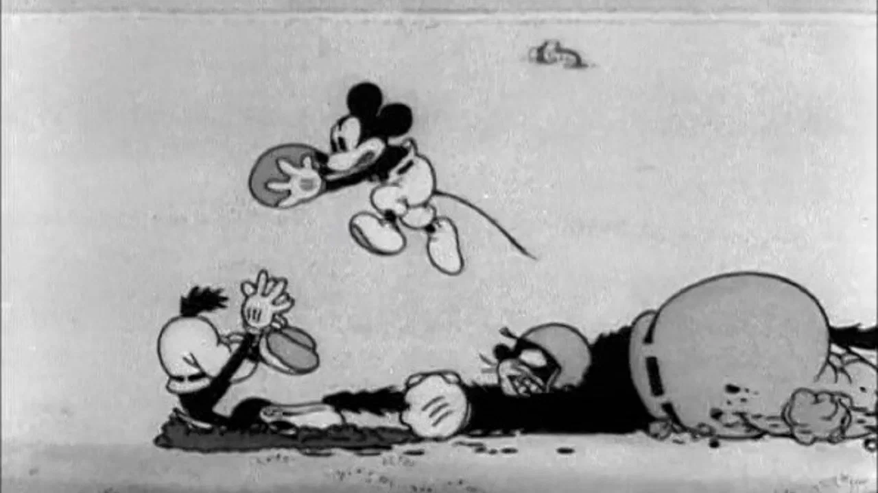 Touchdown Mickey - 剧照