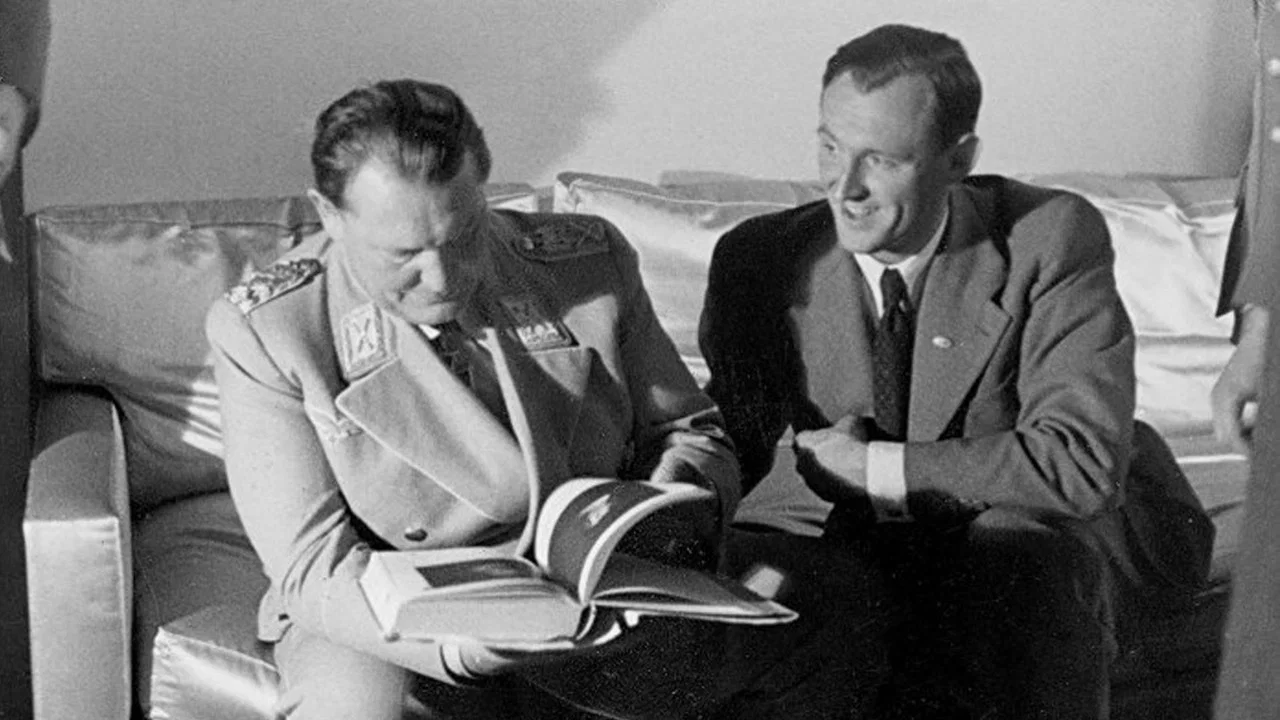 Plunderer: The Life and Times of a Nazi Art Thief - 剧照