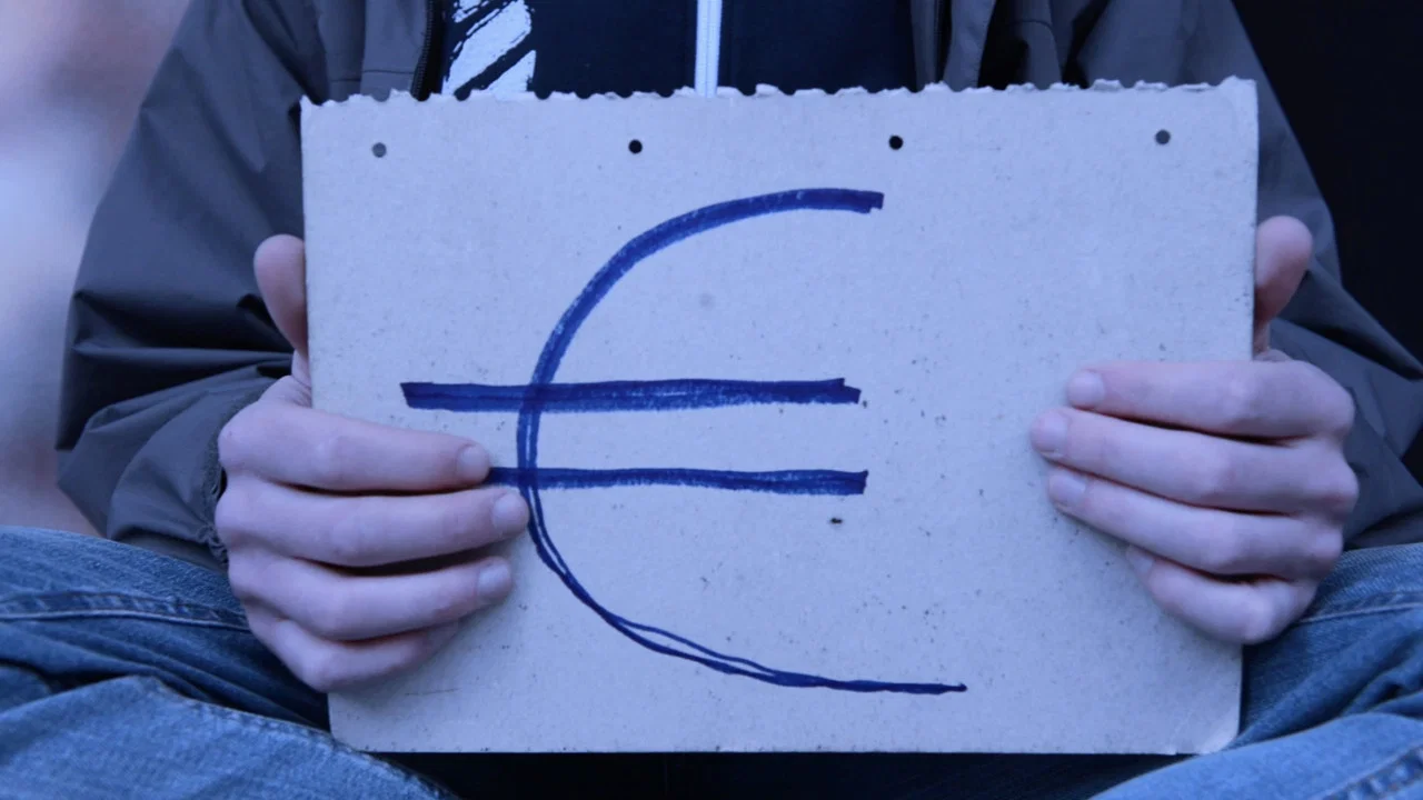 &euro; (Euro) - un cortometraggio di Andrea Ventura - 剧照