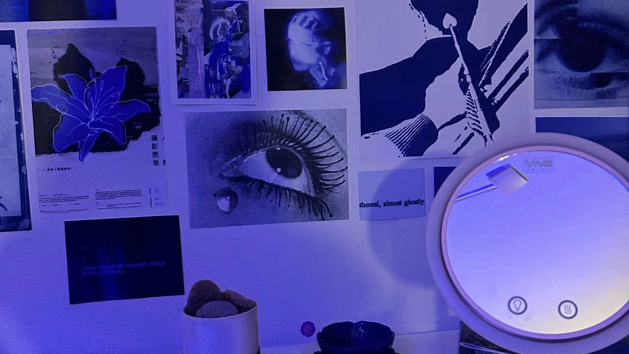 Electric Blue - 剧照