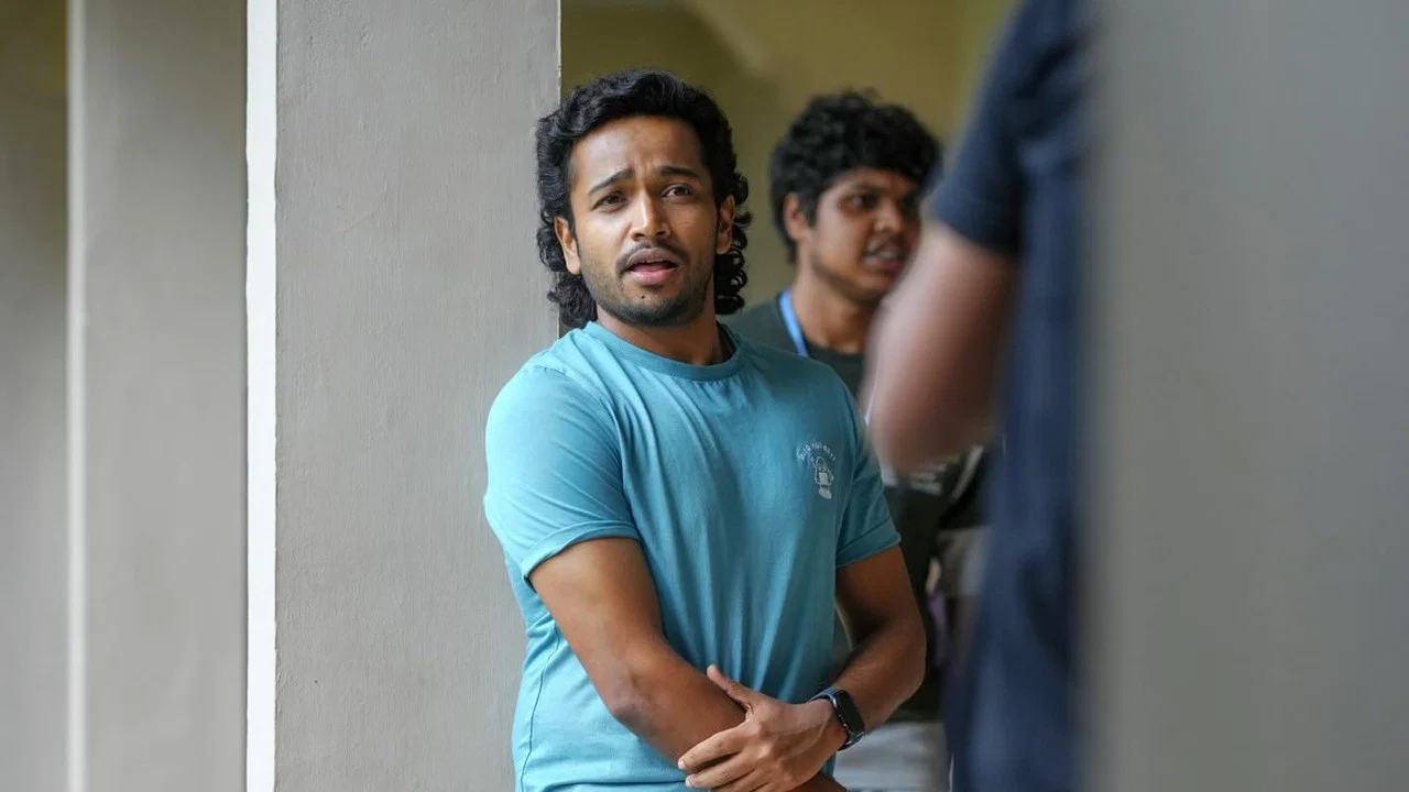 അതിരടി - 剧照