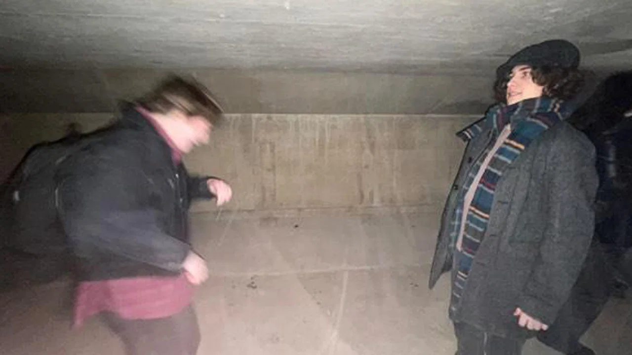 TUNNEL - 剧照