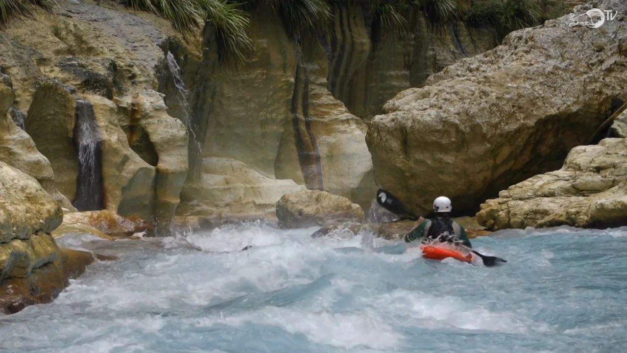 Locked In: First Descent of the Beriman Gorge - 剧照