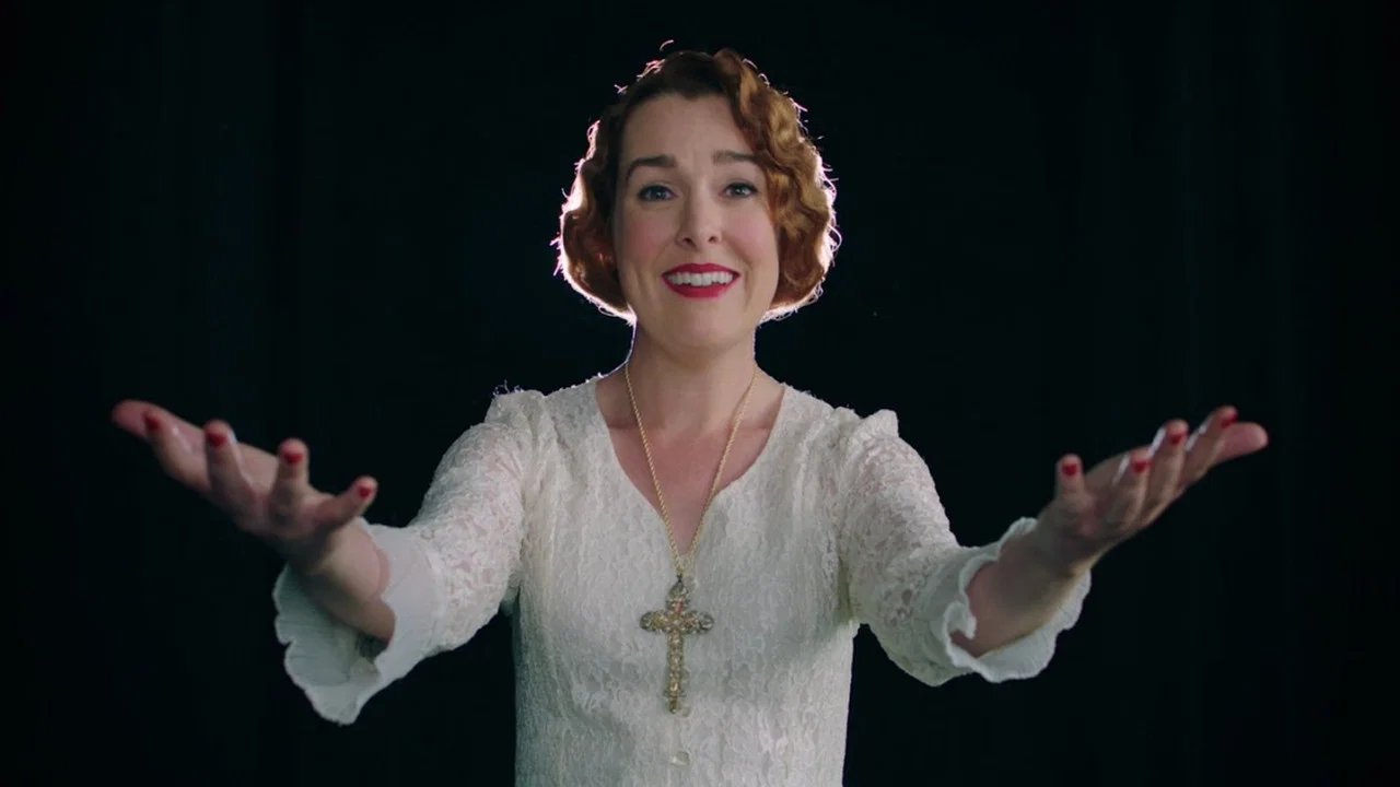 Sister Aimee - 剧照