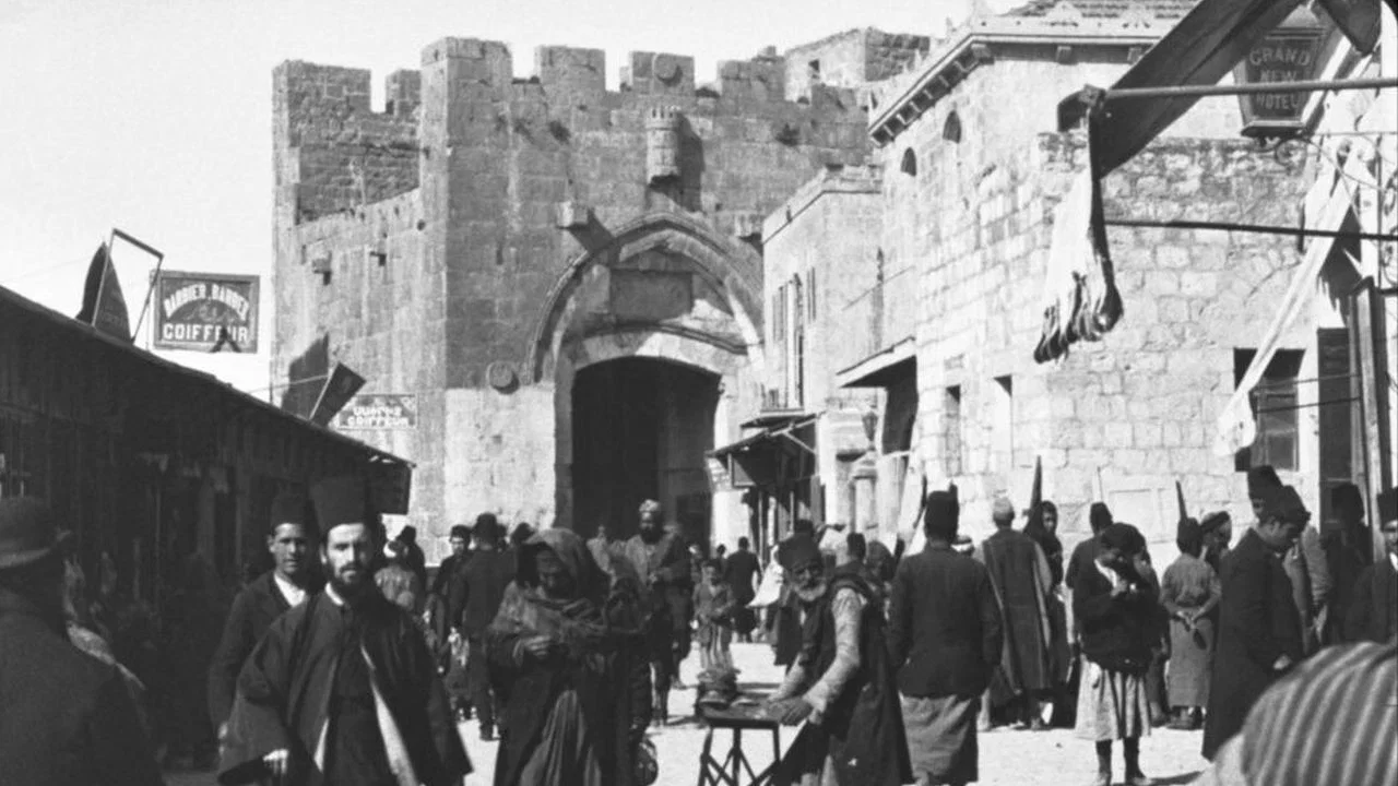 J&eacute;rusalem : porte de Jaffa, c&ocirc;t&eacute; Est - 剧照