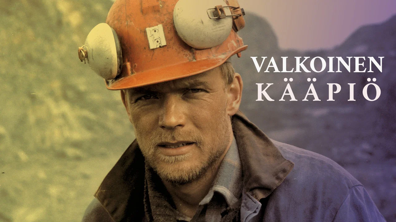 Valkoinen k&auml;&auml;pi&ouml; - 剧照