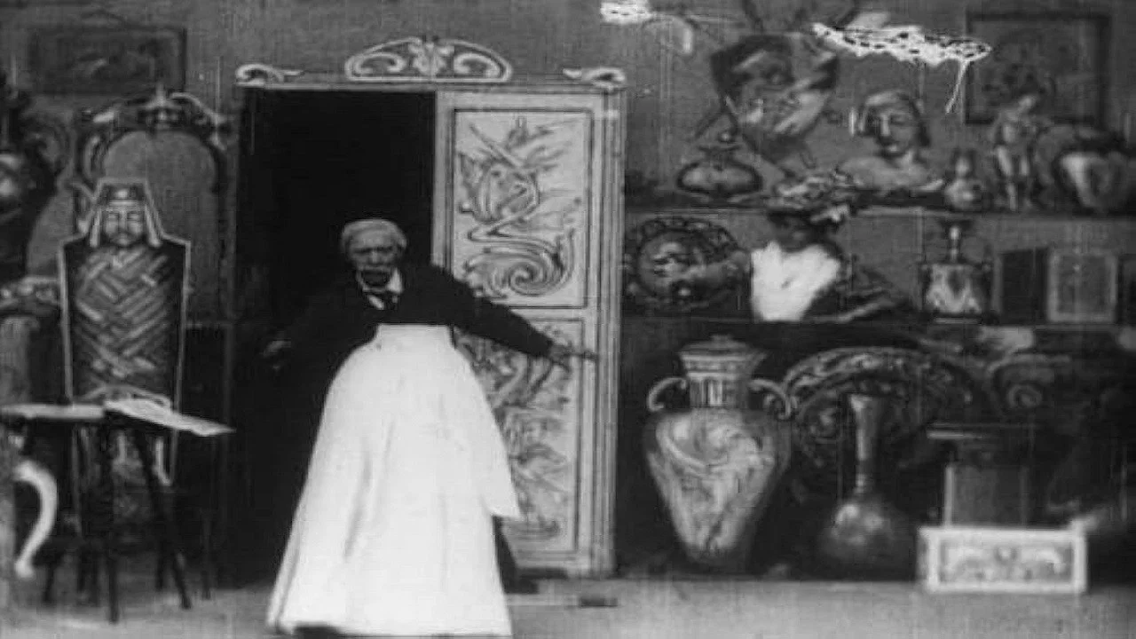 The Haunted Curiosity Shop - 剧照