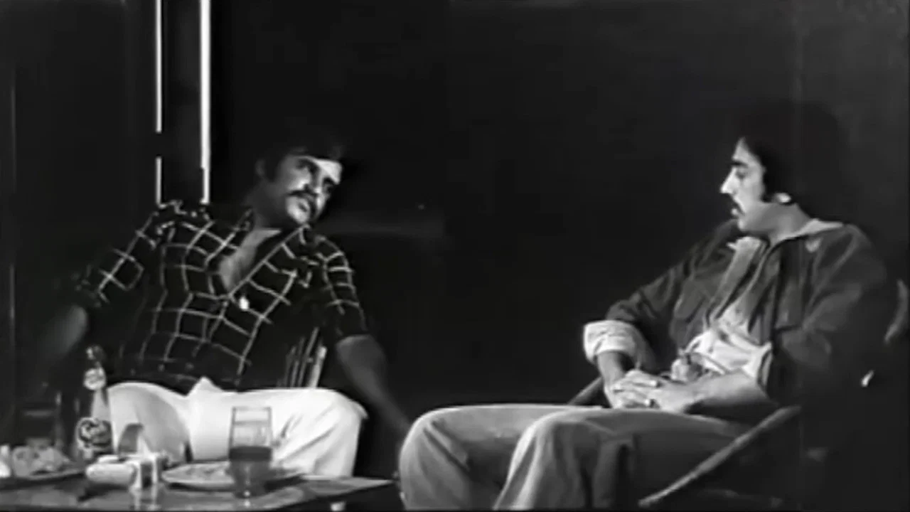 அவள் அப்படித்தான் - 剧照