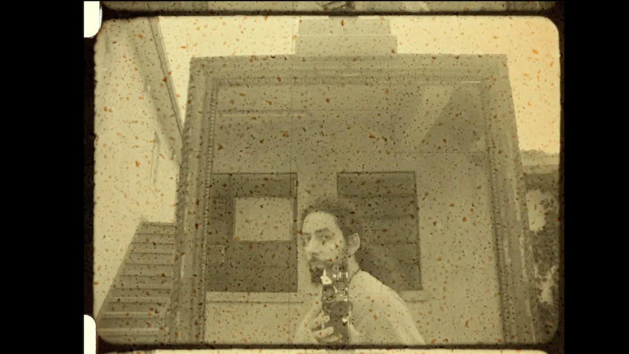 Self portrait - 剧照