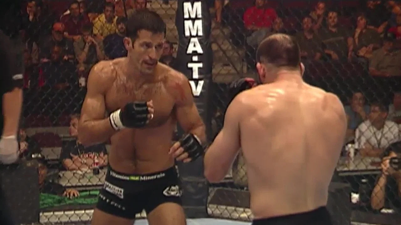 UFC 37: High Impact - 剧照