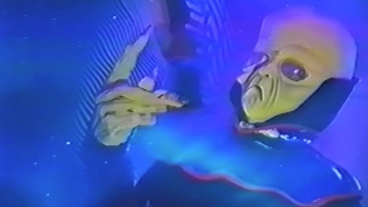 万圣节外星谜案 - 剧照