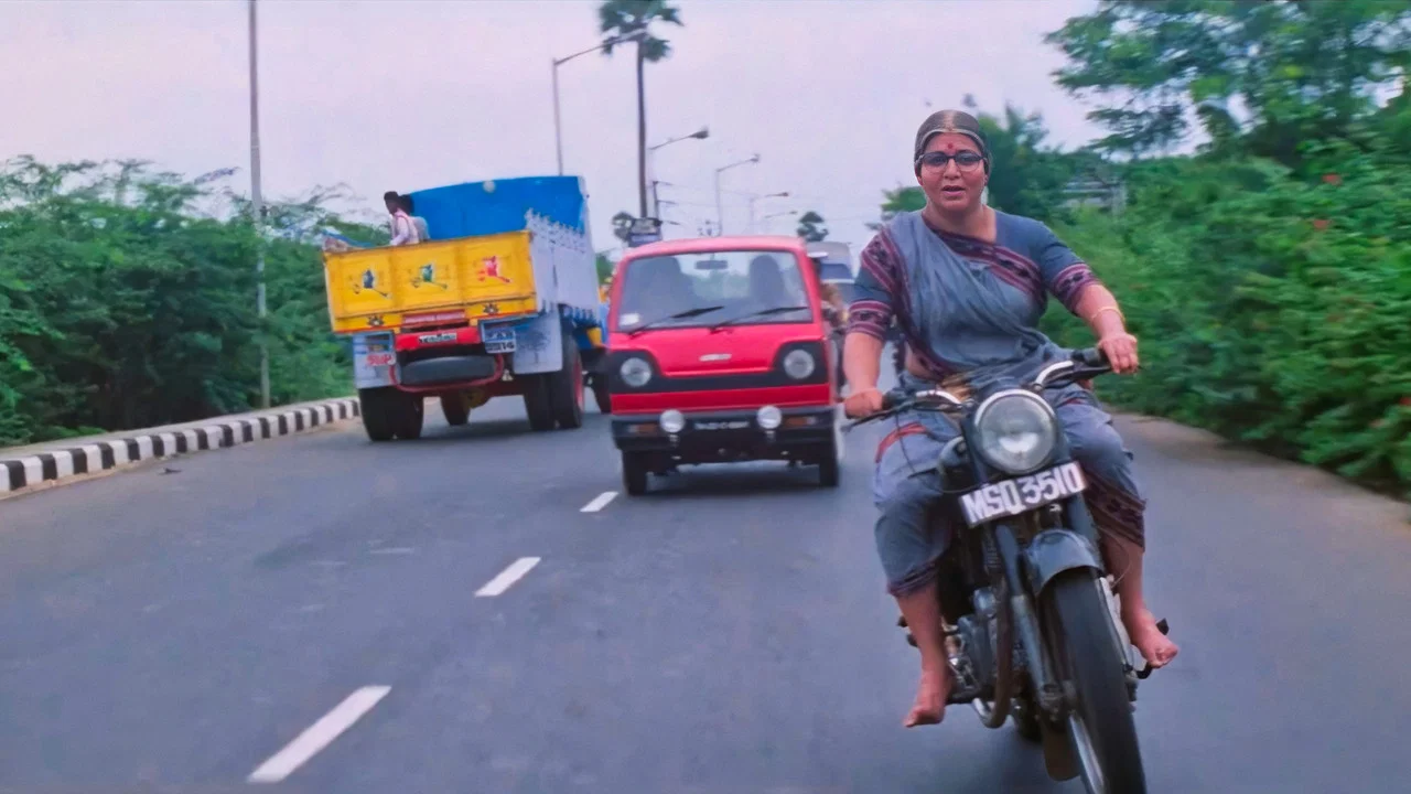 அவ்வை சண்முகி - 剧照