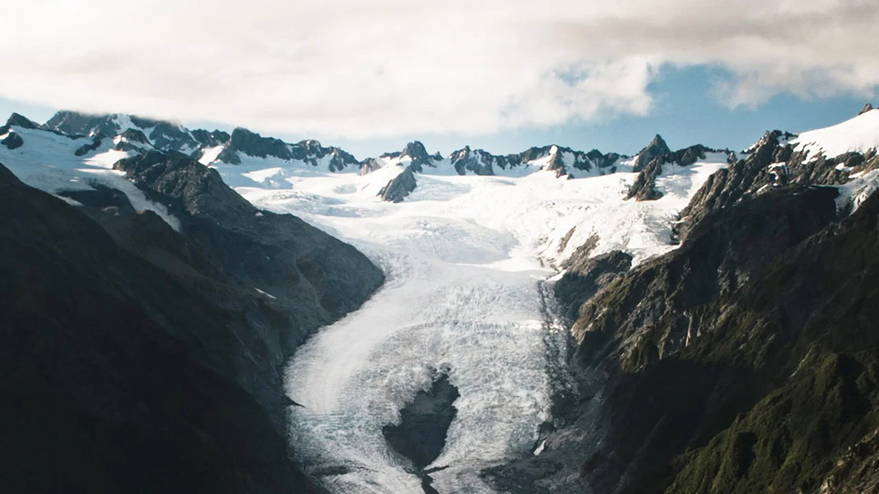 New Zealand: Earth's Mythical Islands - 剧照